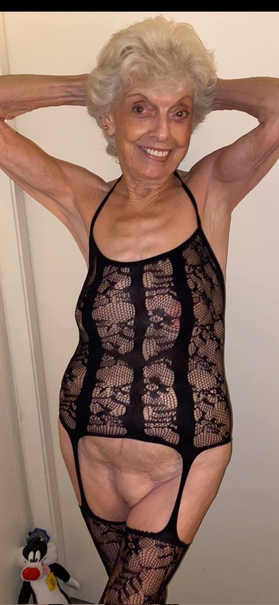 Embajada sexgrannie tweet media