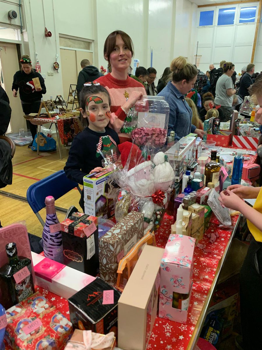Our pupils, staff, Parent Council and parent helpers went above and beyond to set up and run tonight’s Christmas Fayre. Thank you to everyone who came along to show your support. It was a real success! #teamstwinnings #community