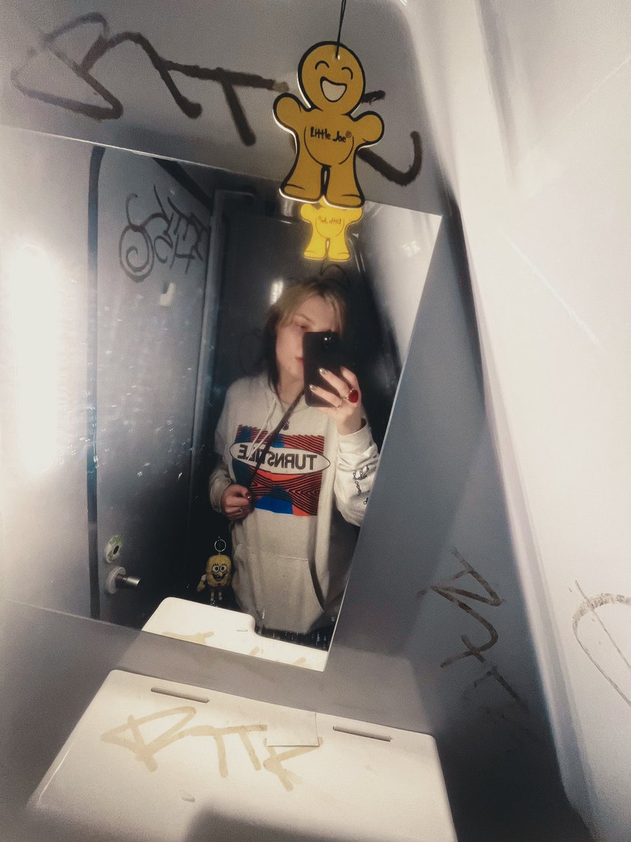 mxzpartyprogram's tweet image. mirror selfie wrapped 2024 🪩