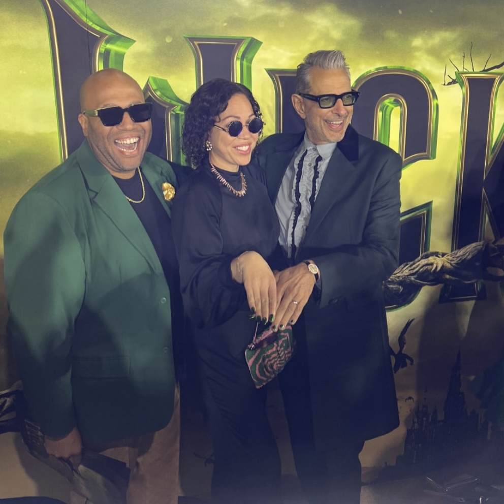 Holding space for our winners (&amp; <a href="/realJGoldblum/">Jeff Goldblum</a>) who attended the <a href="/wickedmovie/">Wicked: For Good</a> premieres in LA &amp; NYC! 💚🩷 #WickedMovie