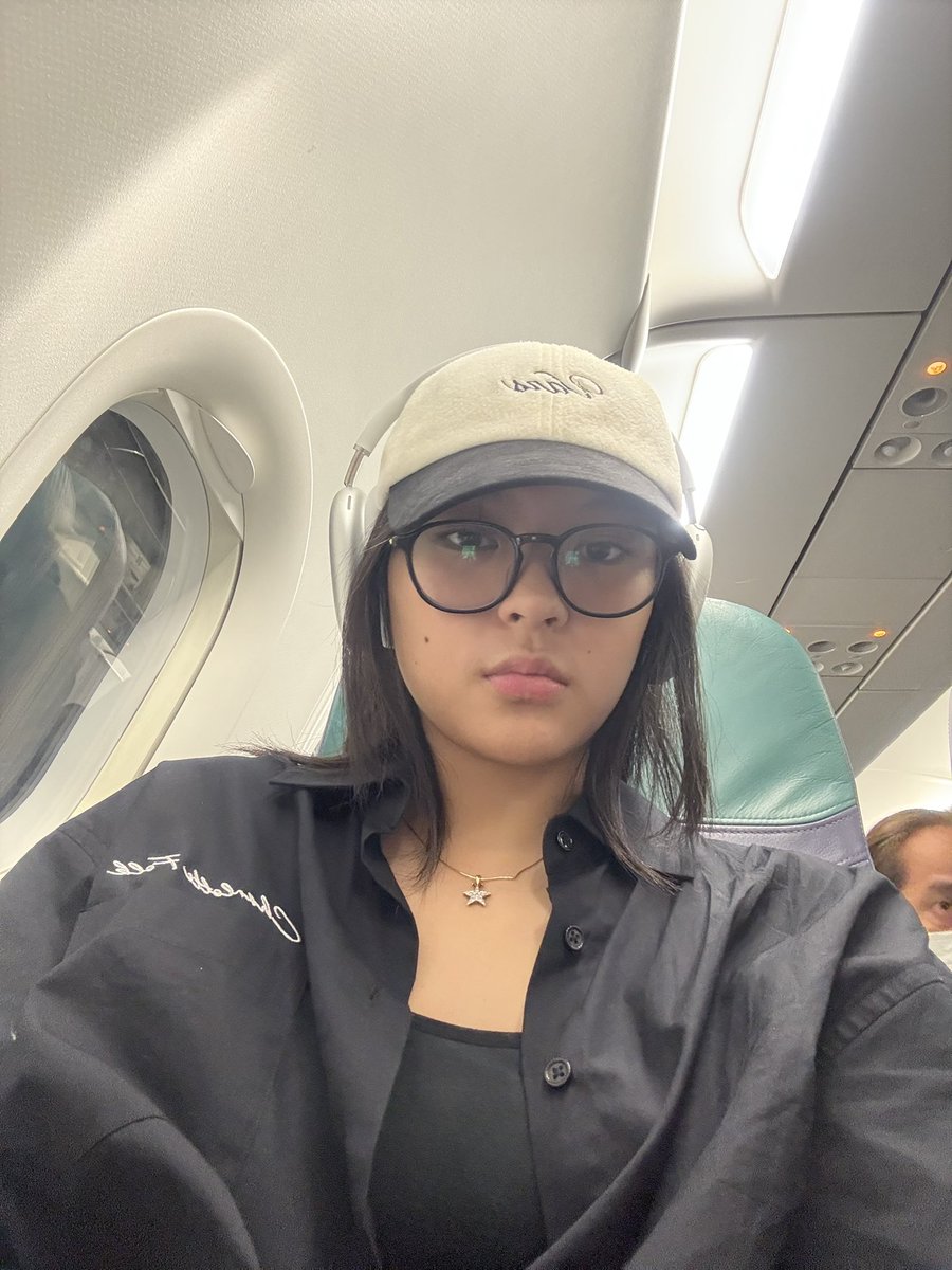 rainraincelmar's tweet photo. im home na https://t.co/bZthZnyPfS