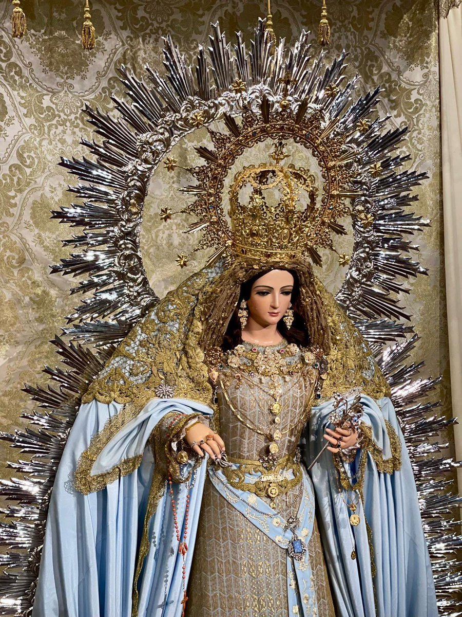 VeraCruzAznal's tweet photo. #ACTUALIDAD | Así de maravillosa luce Nuestra Señora de la Encarnación para el presente tiempo de adviento y para su besamanos extraordinario de mañana con motivo del @congresoihpp . https://t.co/KFHQFS65AD