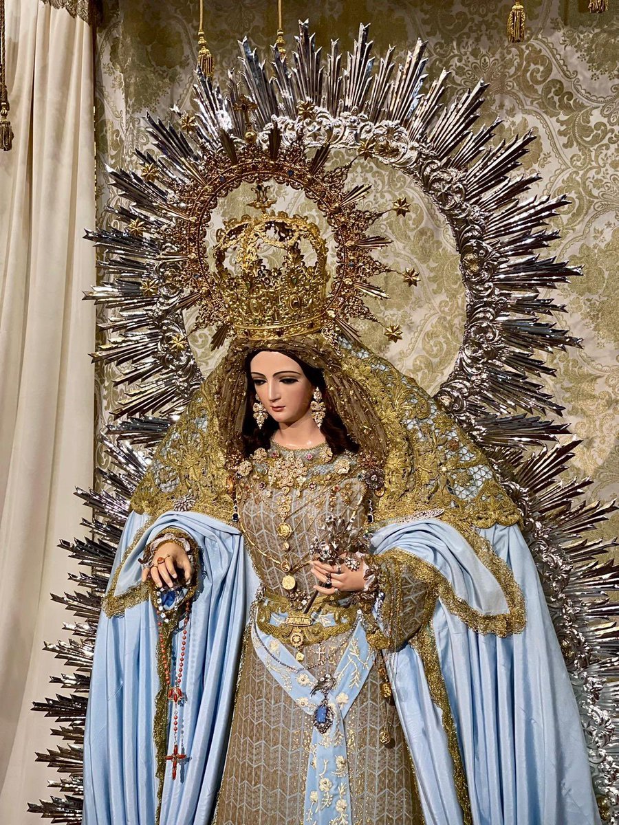 VeraCruzAznal's tweet photo. #ACTUALIDAD | Así de maravillosa luce Nuestra Señora de la Encarnación para el presente tiempo de adviento y para su besamanos extraordinario de mañana con motivo del @congresoihpp . https://t.co/KFHQFS65AD