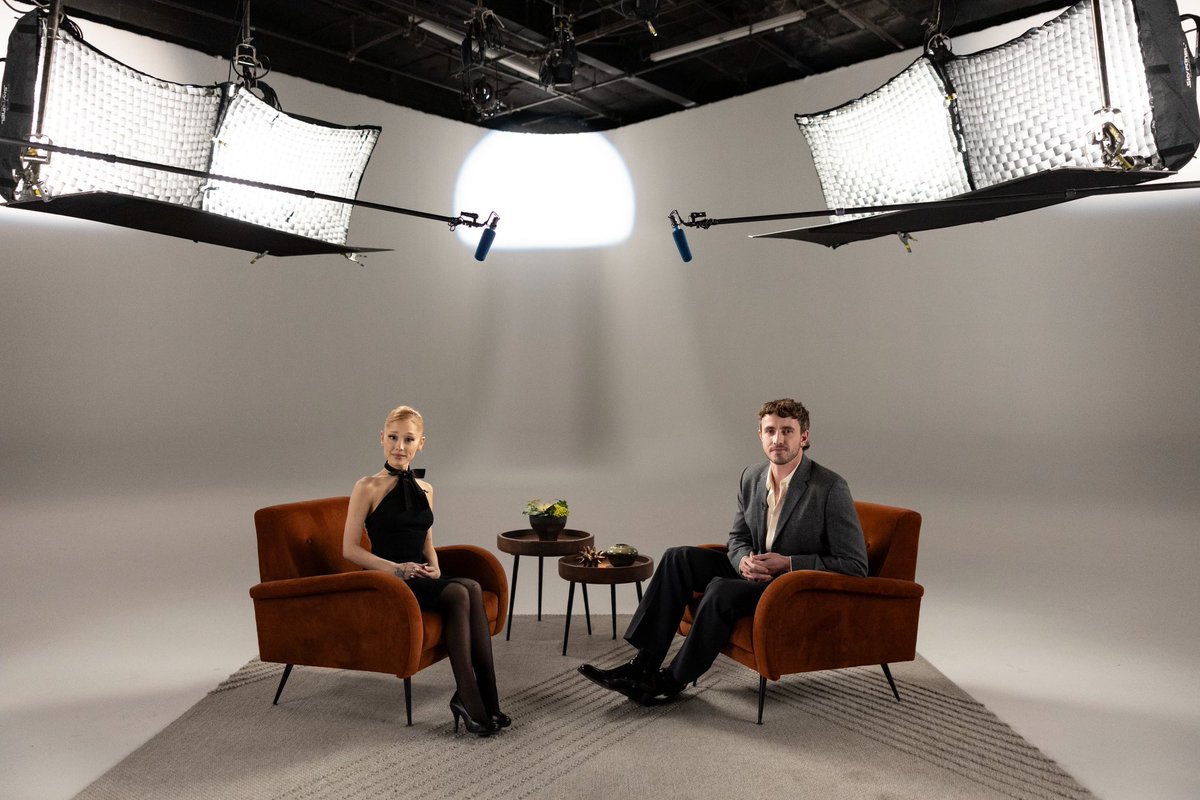 FilmUpdates's tweet photo. Ariana Grande &amp; Paul Mescal for Variety’s Actors on Actors https://t.co/xzsg8EEPFN