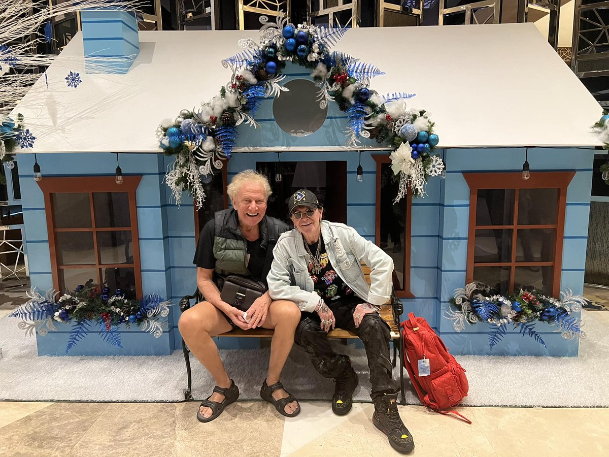 AirSupplyMusic's tweet image. On our way to Bacolod, Philippines!!