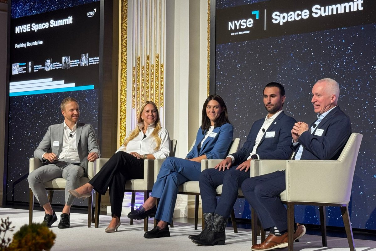 TheSpaceTalent's tweet image. Proud to represent @SpaceCapital at the prestigious @NYSE Space Summit, Partner Justus Kilian moderated a panel with leaders diving into the future of lunar markets and global collaboration. Thank you to the NYSE for hosting this inspiring event. #SpaceSummit