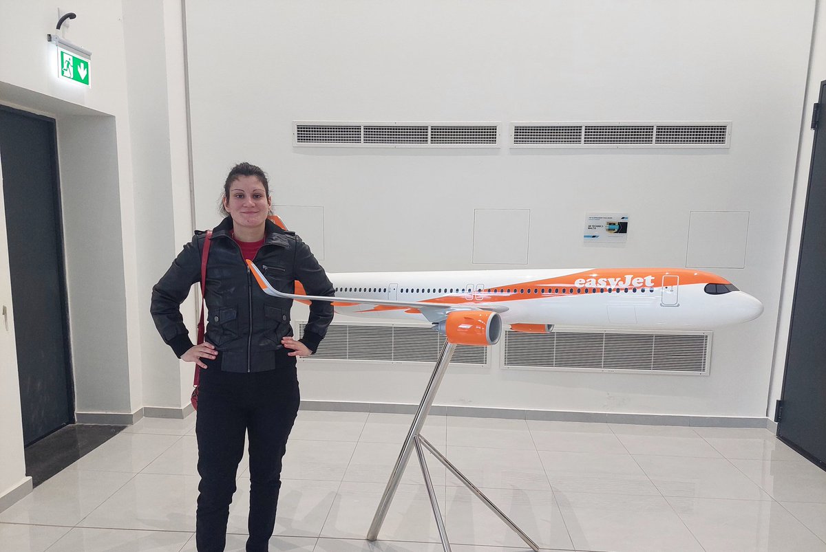 AircraftBy's tweet photo. Enjoyed a wonderful tour at easyJet Engineering Malta facility today!
Thank you, dear Waylin Abdilla, Daniel Galea and Nicole Schembri for your hospitality and lovely gifts!
You made my day more than special! π§‘
#easyJet #easyJetEngineeringMalta #aircraftmaintenance #aviation https://t.co/gxhqUK0UHz