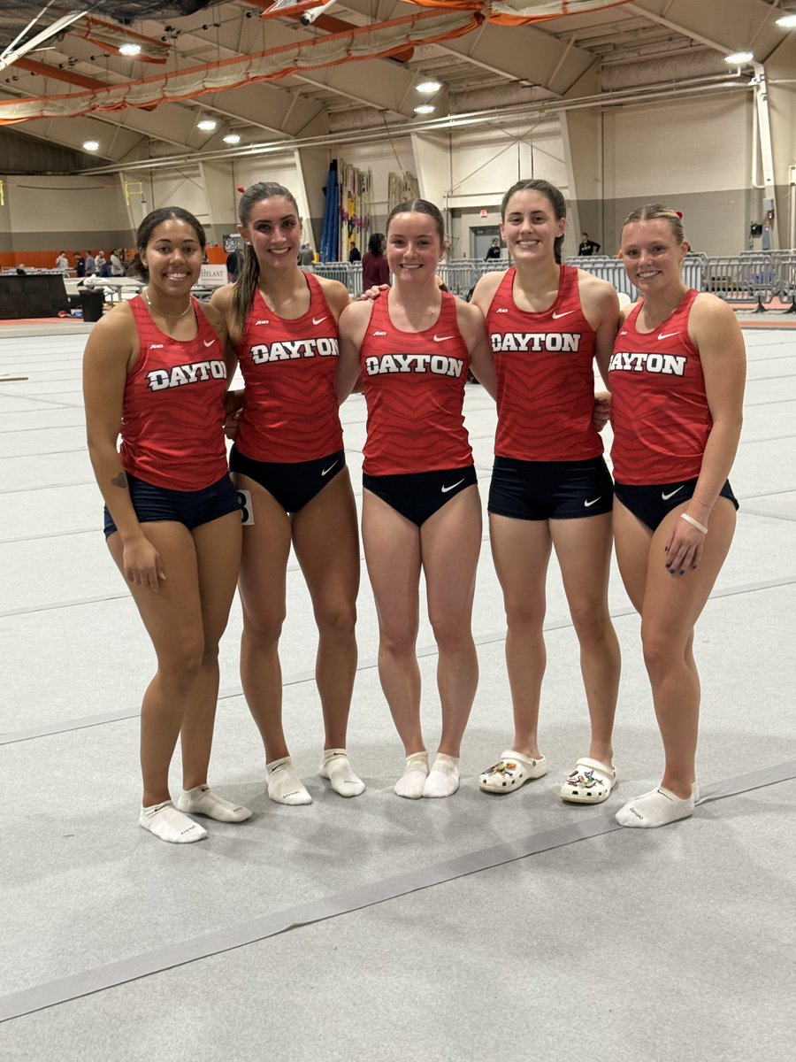 Fun Day for the Flyers in Findlay!
Pentathlon Official Results ⬇️
🥇Evelyn Albers - 3,262
🥉Rayana Burns -3,161
  6) Mia Malito - 3,089
  7) Raegan Ernst - 3,046
Mia and Sophia Goluba made their Collegiate Debut!
#UDTF // #GoFlyers ✈️