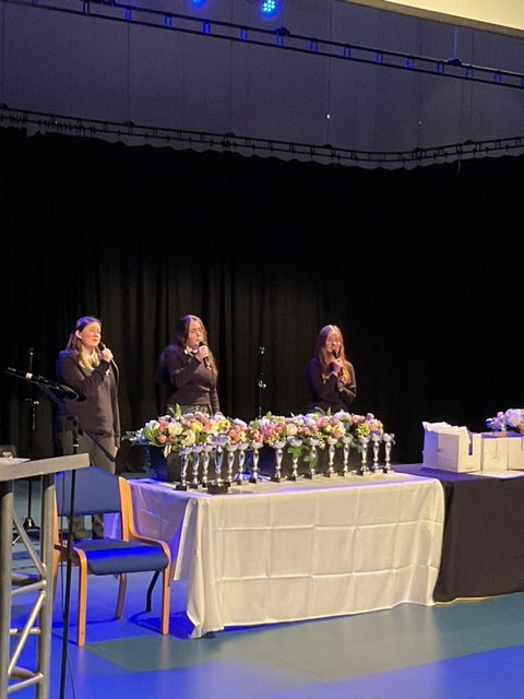 Well done to all our prize winners at tonight’s Presentation Evening. It was a pleasure to celebrate all your achievements through the year. Thank you to former student now professional footballer, <a href="/RyanLedson97/">Ryan Ledson</a> for presenting our awards tonight. 🌟🏅👏🏼