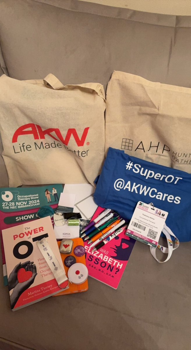 Thahmina_OT's tweet photo. Throwback to this time last week when I was at #TheOTShow Conference in Birmingham. It was truly delightful to be in the presence of fellow #OT s who are as passionate about the profession as I am. Great lectures demonstrating the #PowerofOT #OccupationalTherapy #TogetherGMMH https://t.co/JJs8YxBGri