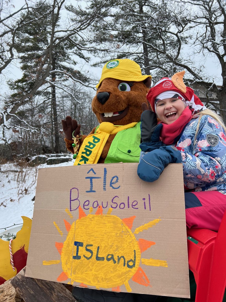 Here at #GeorgianBayIslandsNP, we are looking forward to the Honey Harbour Santa Claus Parade this Saturday, December 7th. ❄️
 
Remember to bundle up and we can’t wait to see you there!
