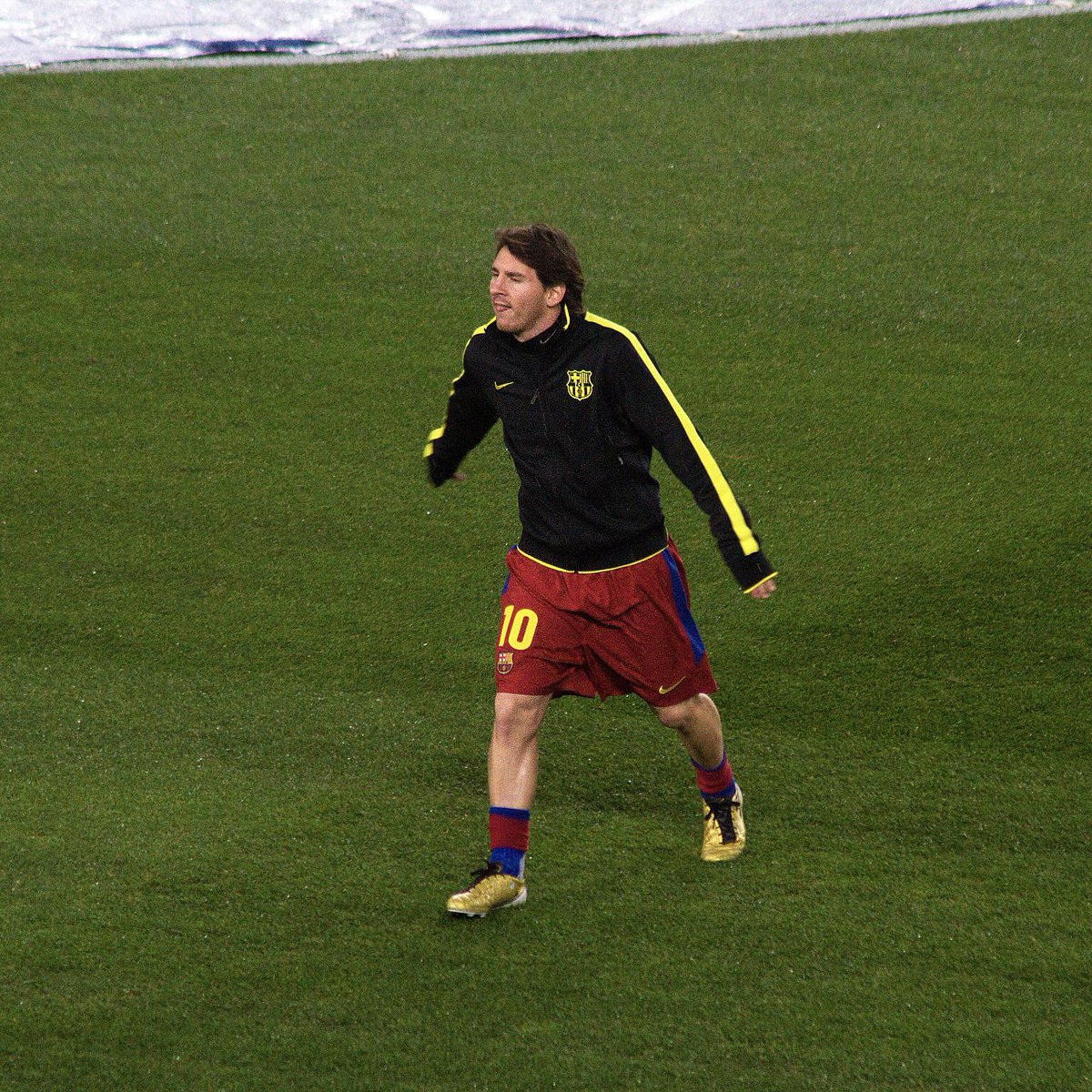 lionel messi archiv (@leomessiarchiv) on Twitter photo 