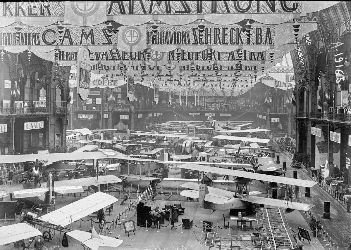 100YearsAgoNews's tweet photo. Dec. 5, 1924: An aviation industry fair at the Grand Palais in Paris. https://t.co/Mwse2g9S7r