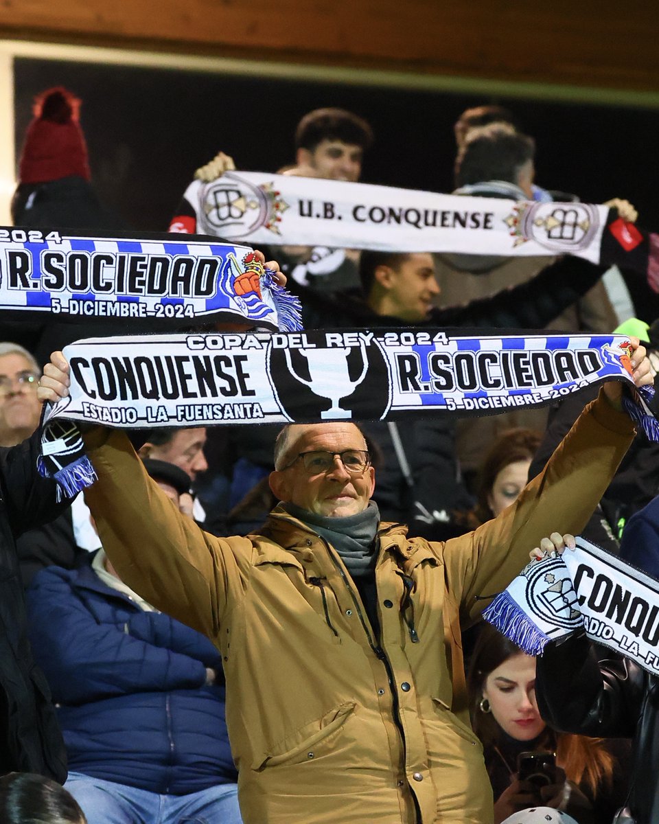 RealSociedad's tweet photo. 📸 8’ | 0-0 | 💙💙💙

#CopaDelRey https://t.co/u3DPXtLJXm