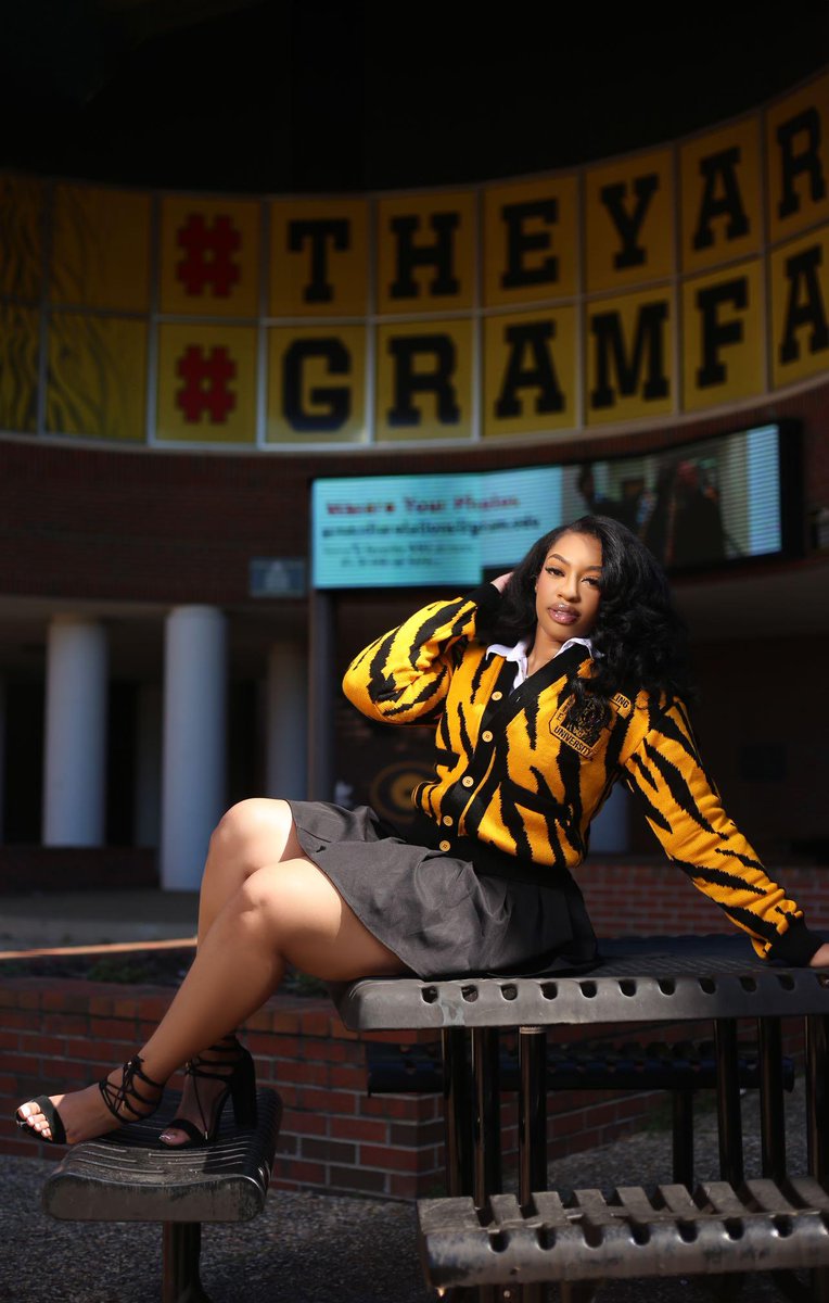 Grambling1901's tweet photo. She plans to own a Physical Therapy practice. Kamryn Few will receive a degree in Leisure Studies with a concentration in Therapeutic Recreation. The Chicago, IL native said, "My time at Grambling has shown me that I'm stronger & more resilient than I ever imagined." #GramGrad24 https://t.co/16sMYQvKHC