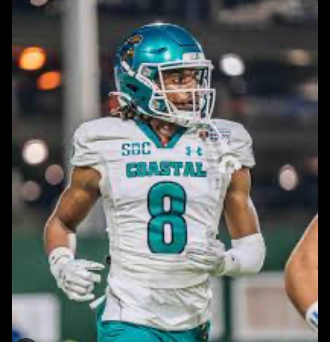 NazeviahB's tweet photo. After a great conversation with @CoachParks84 and @xdye21 I am blessed to receive an offer from Coastal Carolina!! https://t.co/Uk7aQGYtyq
