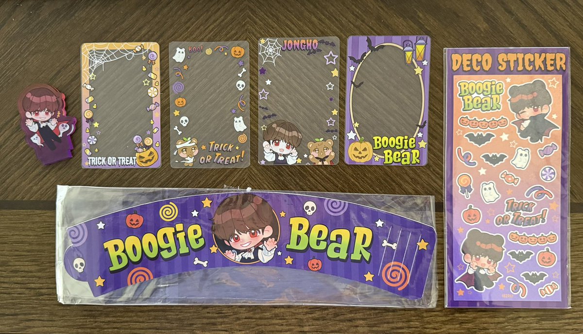 Who needs Christmas when it’s Halloween all year?! Thanks for the most adorable baby bear <a href="/1024street/">1024ѕт</a>.