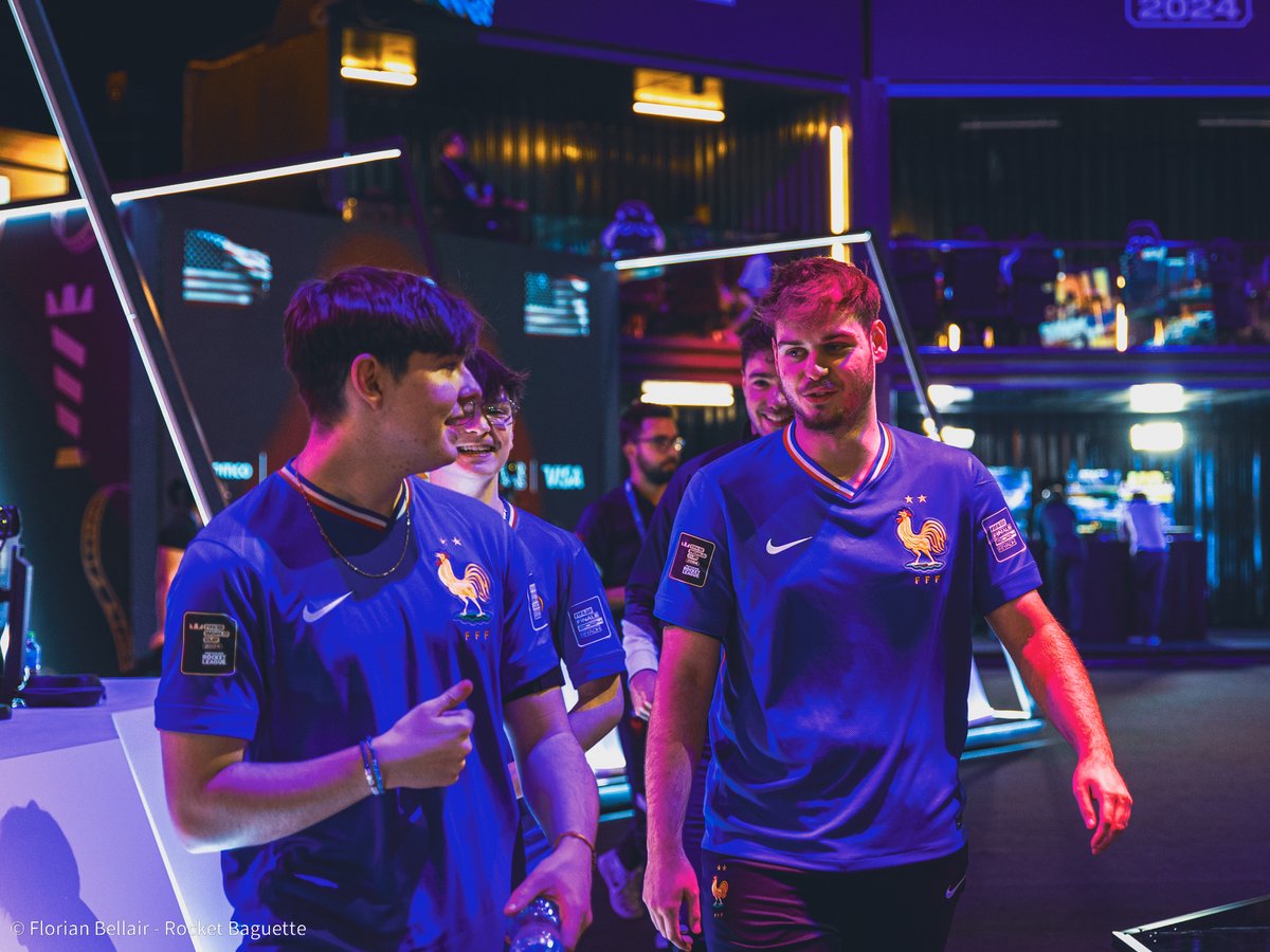 Rocket Baguette tweet media