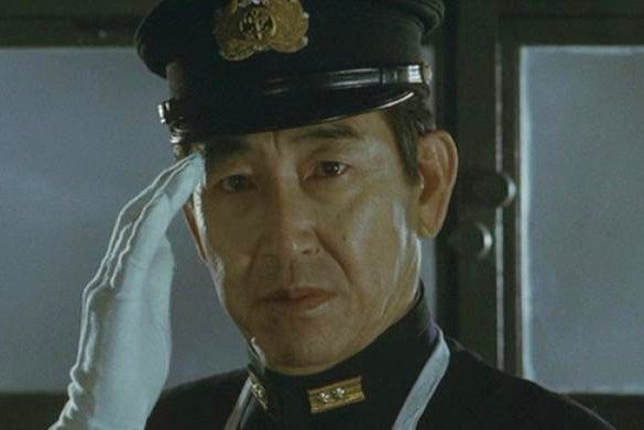 今日12月6日は俳優、歌手として活躍 鶴田浩二さんのお誕生日です。ご