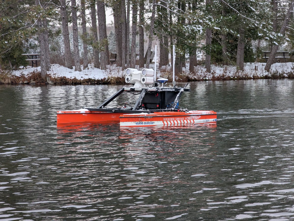 Marine Thinking tweet media