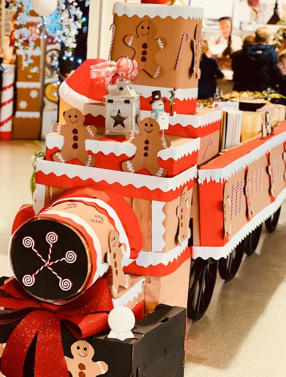 Holroyd Howe @Kingsmac tweet media