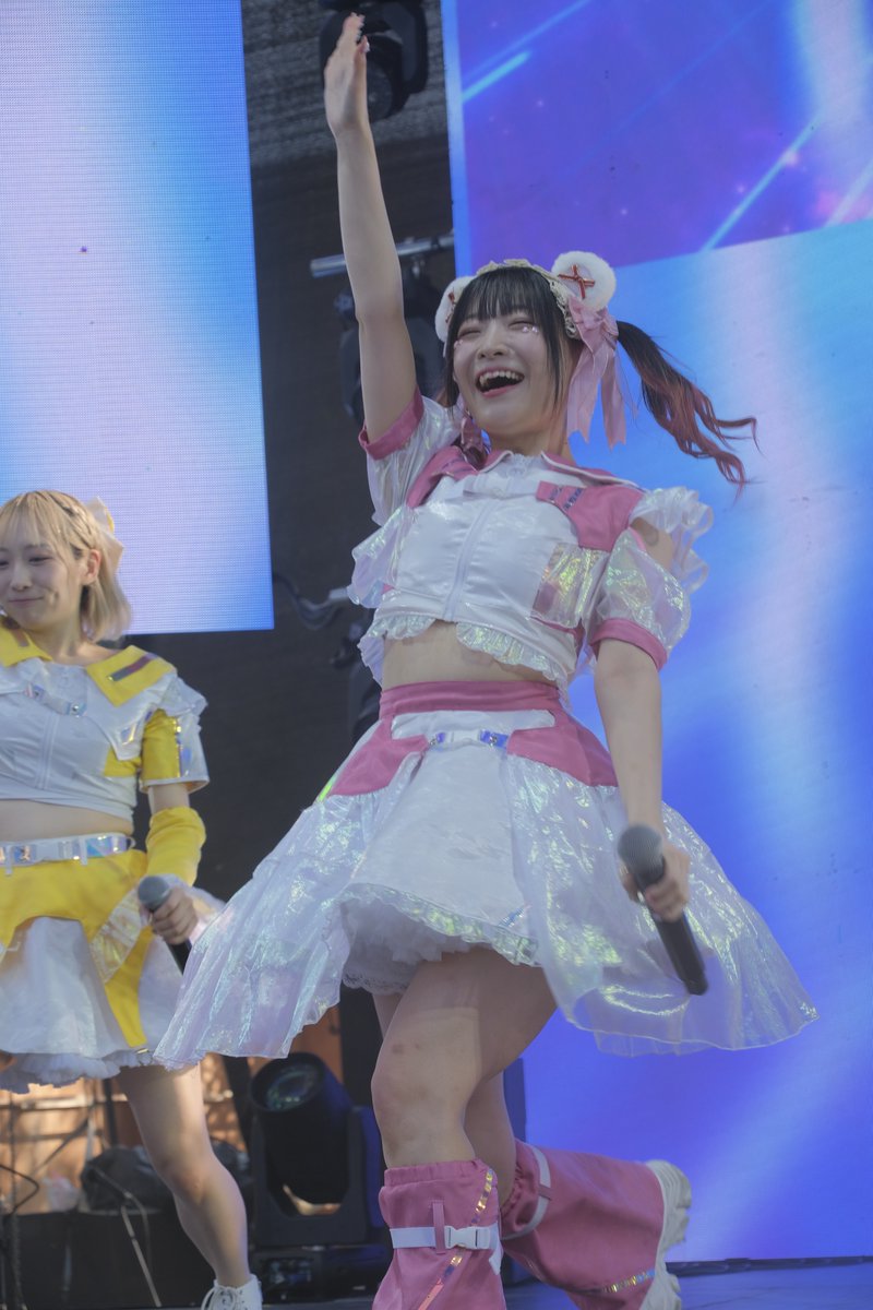mooncastlesun's tweet photo. 2024/12/1 「#サイアムJショー2024 Day 3」サイアムスクエア バンコク タイ🇹🇭

#小熊りん (@koguma_rin) #CUBΣLIC (@cubelic_hvt)
@ J-Stage
 
#SiamJShow #SiamJShow2024 #JSHOW https://t.co/iiH8NWgLO6