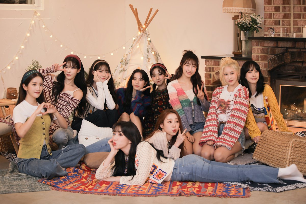 spacestation025's tweet photo. [📊]

WJSN has surpassed 1.1 billion cumulative streams across major music platforms.

Spotify: 243,469,043 (241203)*
YouTube Music: 446,664,000 (241203)*
Melon: 339,512,183 (241204)*
Genie: 87,336,389 (241205)*

Total: 1,116,981,615

#우주소녀
#WJSN https://t.co/K74VOqkkc7
