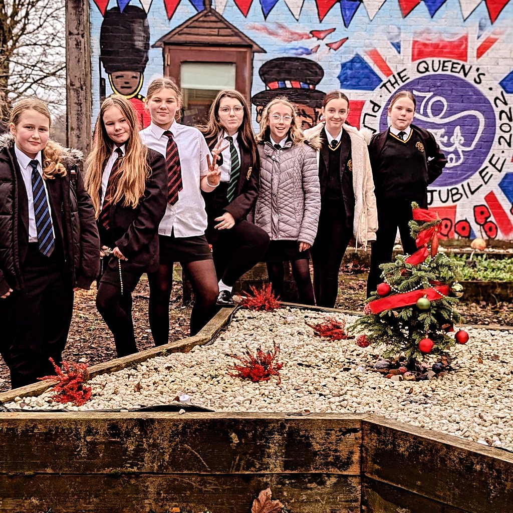 FunClubHub1's tweet image. Great festive fun in @EDarwinAcademy  well being garden not just one tree , but 5 this year well done to Year 8 girls group for making the garden magical for all to see. #burntwood #youthworkinschools
