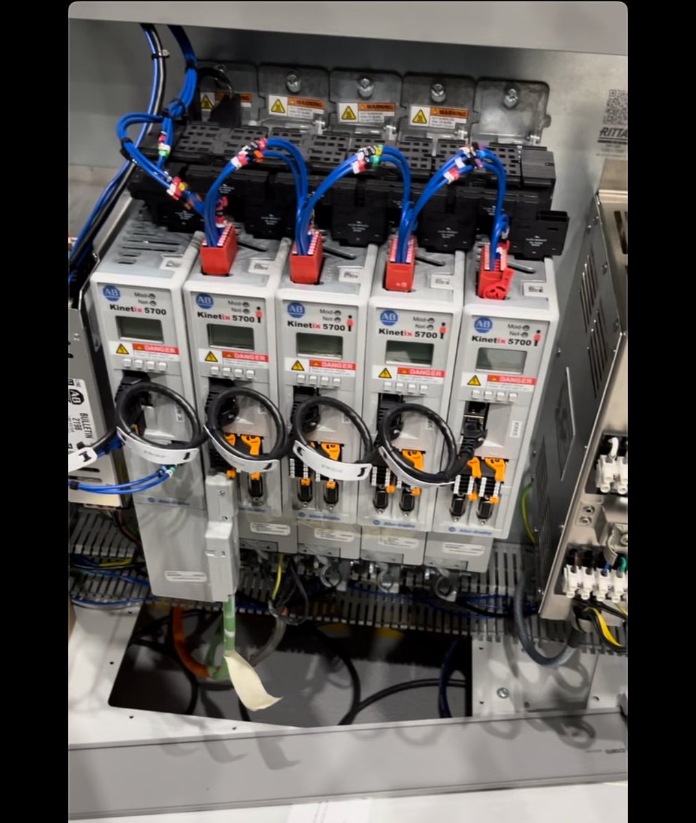 AMTechnologySo1's tweet image. Kinetix 5700 #servo drives with #ethernetip communications to a control logix plc.  #engineering #software #automation #motioncontrol #ukmanufacturing
