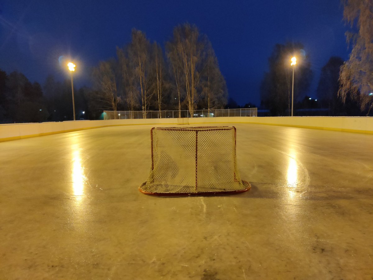 AimoMerilainen's tweet photo. Viinijärvelle pääsee tänään luistelemaan. #ulkojäät https://t.co/6Faz2B7IwI