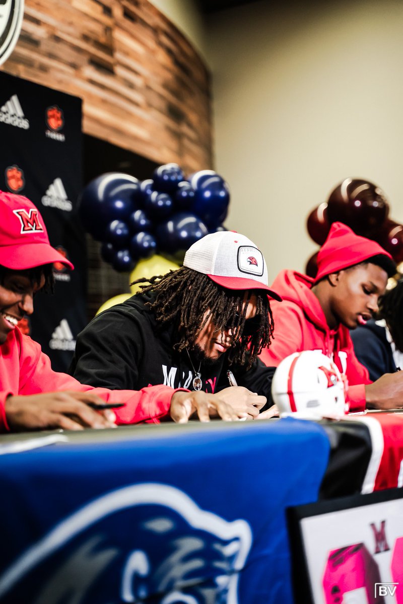 AdrianWalkerJr's tweet image. I’m Officially a Miami Redhawk! Let’s Get to Work!❤️ @BellevilleFB @BarstoolMiamiU @MiamiOHFootball