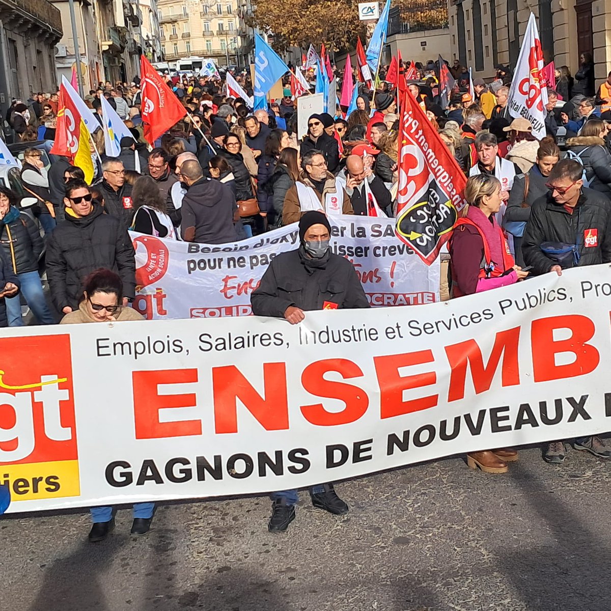 Les élu.e.s communistes sont aux côtés de la fonction publique mobilisée dans tous ses secteurs en région Occitanie ! Montpellier, Albi, Montauban et Beziers comme de nombreuses villes ont répondu à l'appel ! 📢🪧