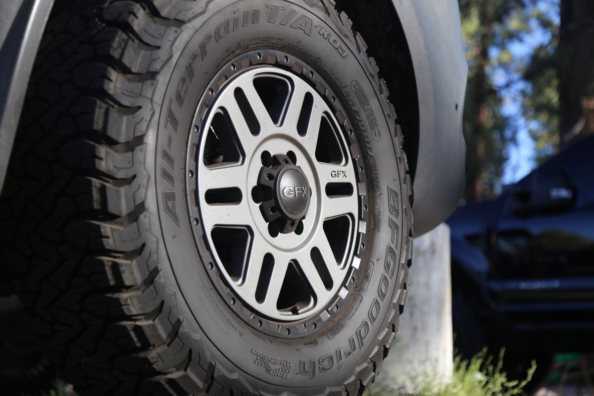 voxxwheel's tweet photo. Gear up for the weekend early with MV2 van wheels this Thursday! Perfect for vehicles such as the Ram Promaster, Ford Transit, and Mercedes Benz Sprinters.
#gfxwheels #wheels #vanwheels #mercedesbenz #mercedesbenzsprinter #sprintervan #vanlife #adventurevanexpo https://t.co/JawHHbuaS8