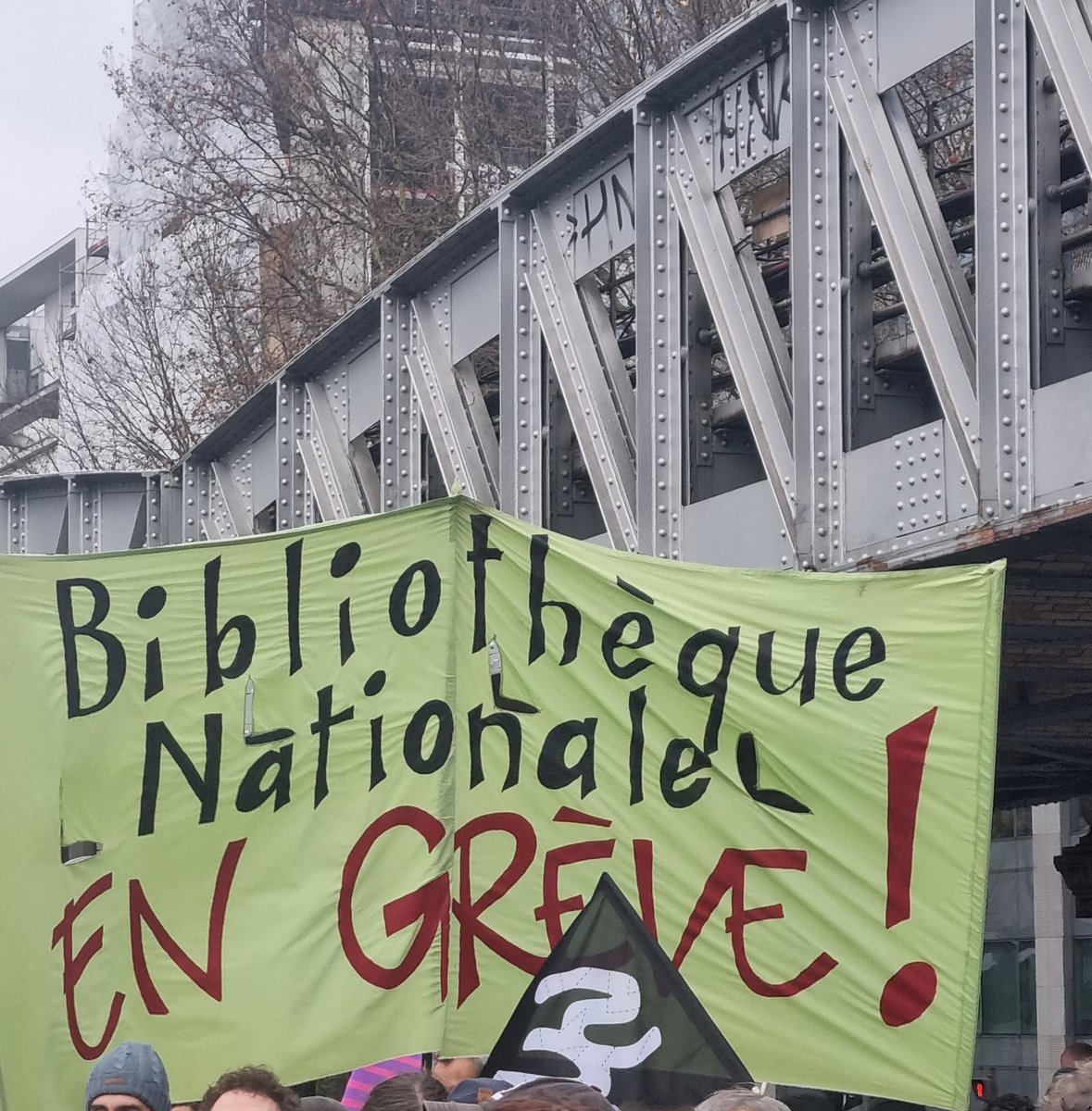 MarionBeauvalet tweet picture