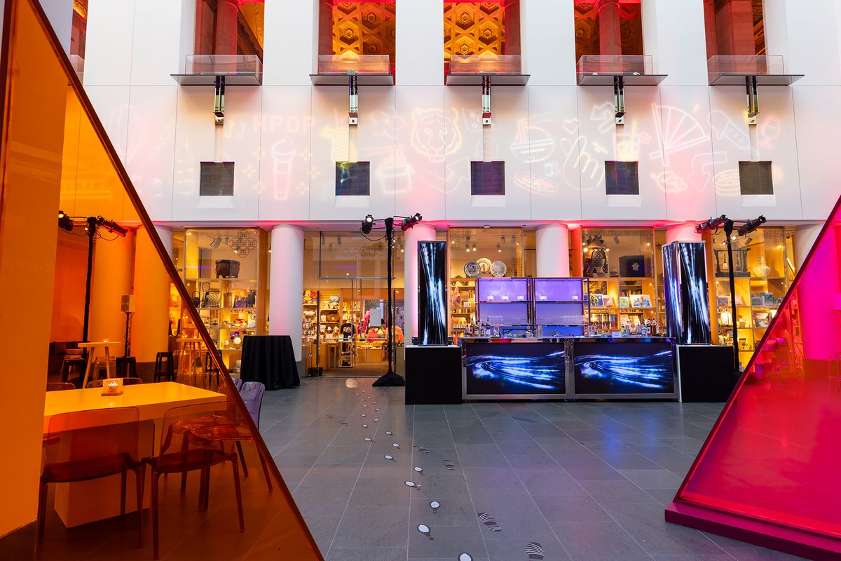 BPSEventDesign's tweet image. Transform your event with vibrant, transparent elements for sophistication. Our John Muir-inspired designs—bold chairs, sleek tables, dynamic lights—craft unforgettable atmospheres. 🌟 📲 buff.ly/3zq3neB #EventDesign #ColorfulEvents #RentalsCatalog #JohnMuirEvent