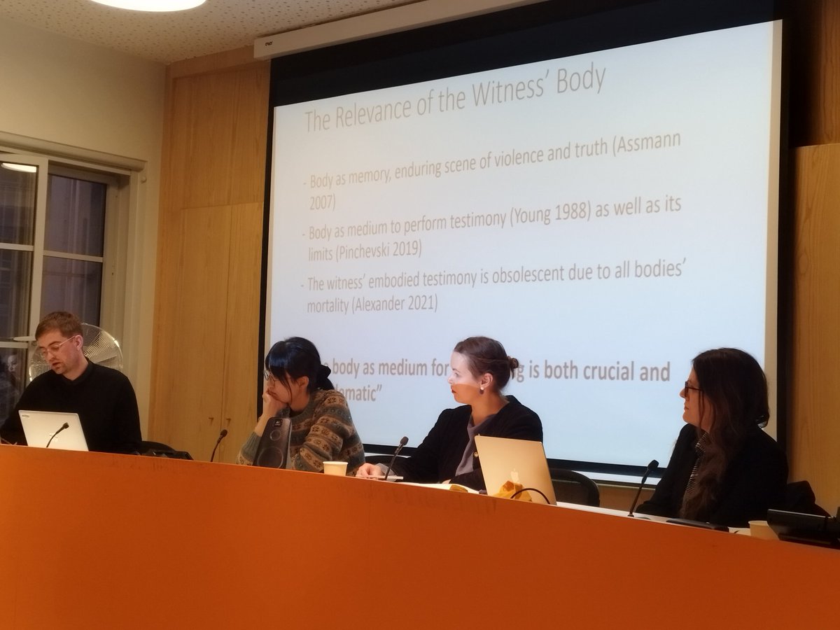 Nous continuons avec le dernier panel intitulé "Embodied narratives: gender, media and the politics of visibility" !