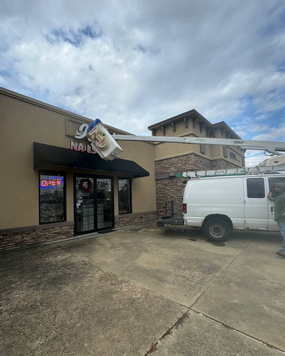 Idolnails_spa's tweet photo. #IdolNailsAndSpa #NailSpaJonesboro #NailSalonAR #JonesboroNails #BeautySpaJonesboro #ARNailArt #SelfCareJonesboro #PamperYourselfAR #NailLoveJonesboro #JonesboroSpa #TopNailSalonAR #JonesboroRelaxation https://t.co/zPn5Tuk4s6