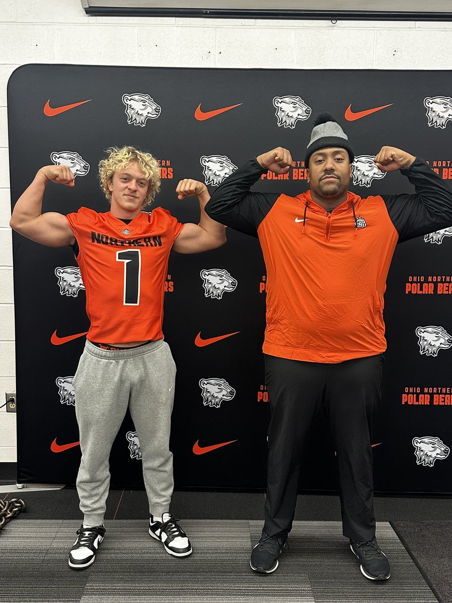 BlakeWayble's tweet photo. Blessed to announce that I have received an offer to play college football at Ohio Northern University! 🙏🏽 Glory to God. The grind continues! 🏈 #Recruitment #GoPolarBears @OhioNorthernFB @Coach_Fries @coachR_Brown @GScheutzow @RBsSaySimonSays @_JackGammon @GoMVB @kernsd9 @coachmcglumphy @BTgridiron