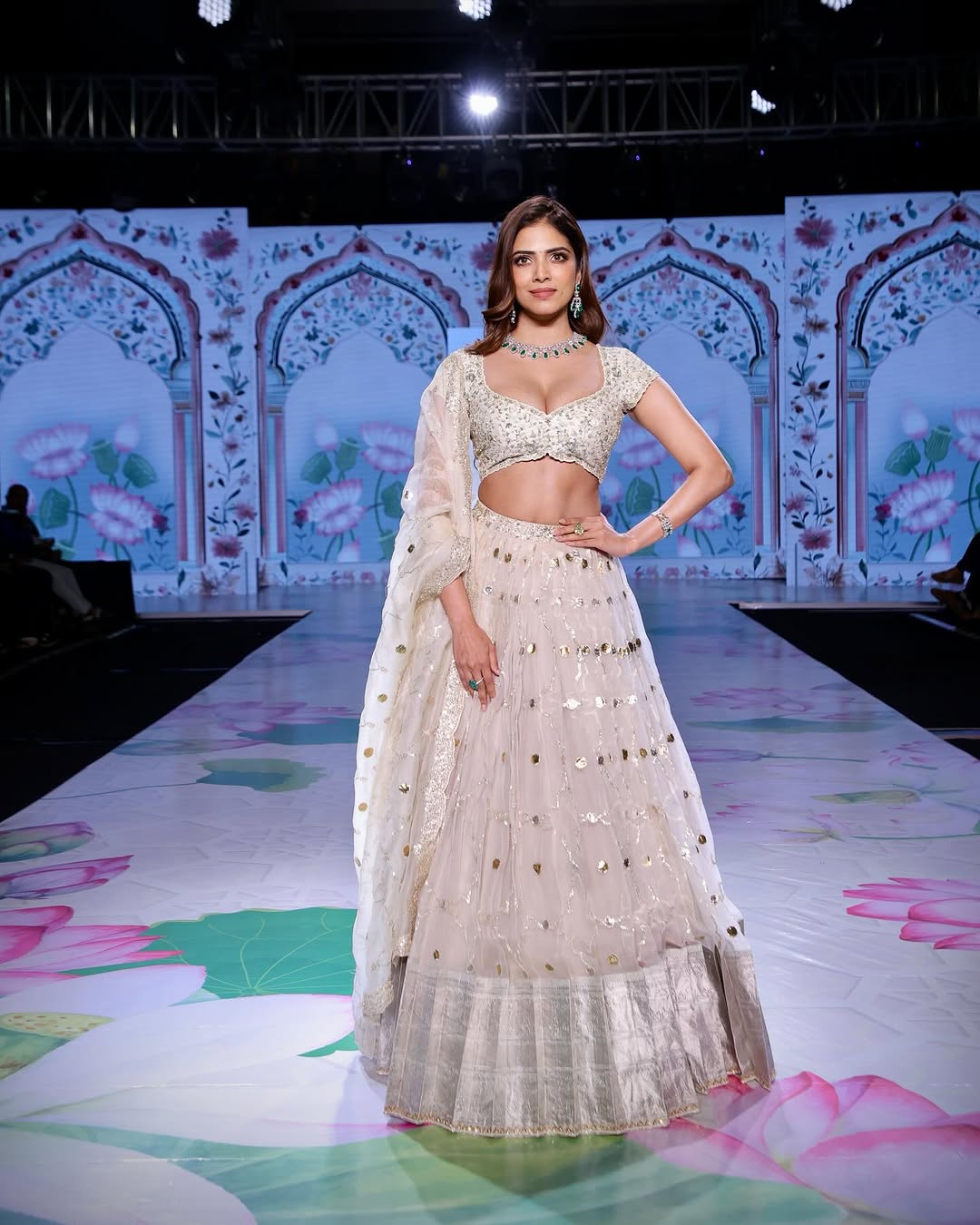 GeDBi1UWYAEKSQB?format=jpg&name=large