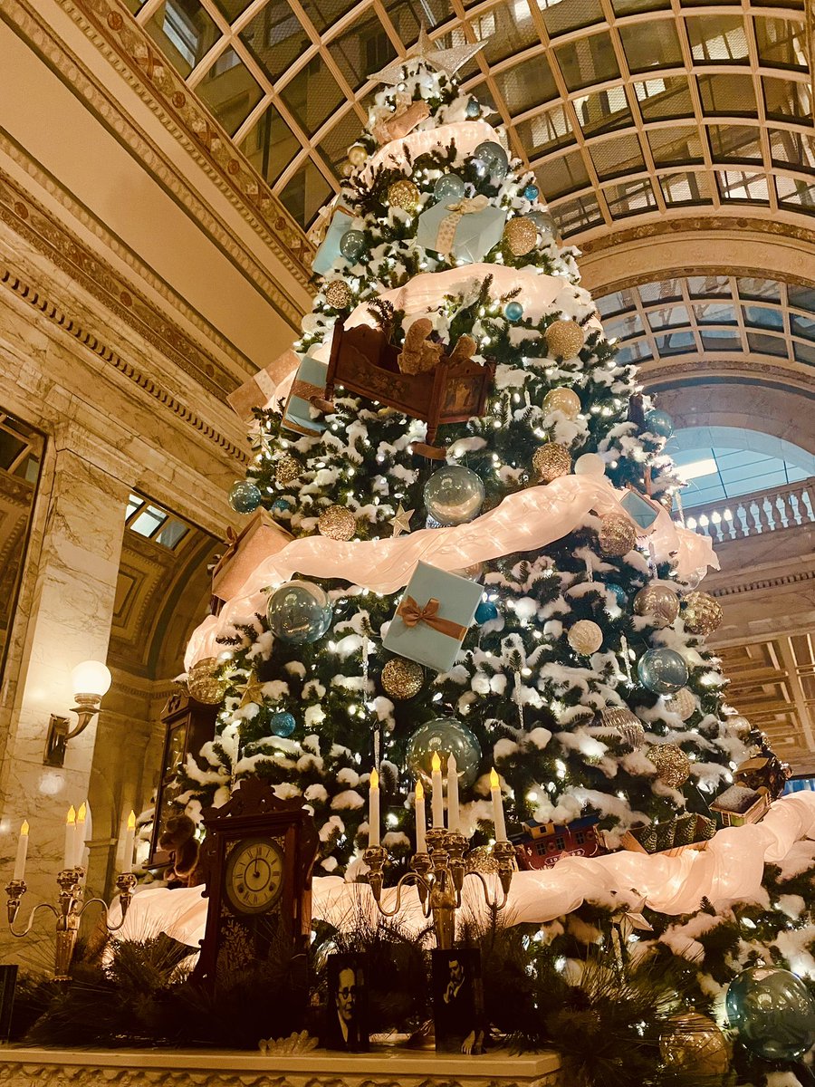 RoGonzalesTV's tweet photo. It was such an honor and privilege—and what joy—to attend the 47th Annual San Francisco Press Club Awards and Gala last night at the stunning Julia Morgan Ballroom in San Francisco! Here’s to celebrating excellence in journalism and the power of storytelling. #SFPC #journalism https://t.co/nO5njmG4Sn