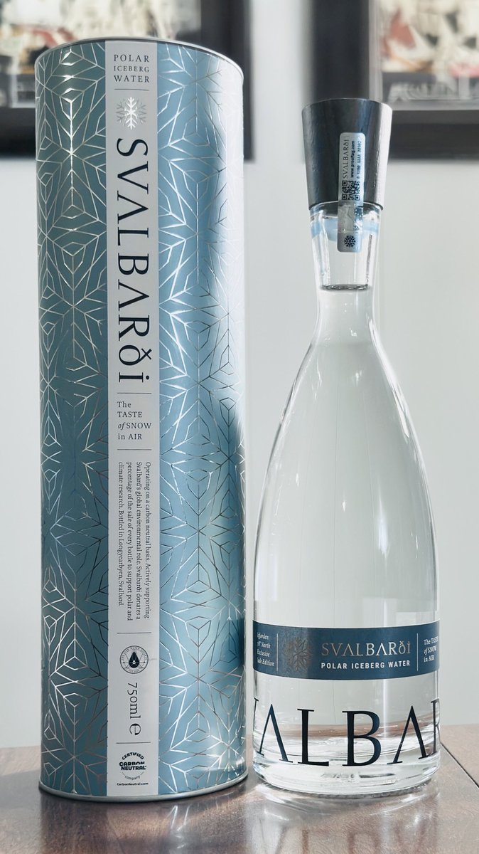 Seeking a truly rare holiday gift like no other? Svalbarði is making available its last 12 bottles in the world via the Collector’s Jade Edition. Available now at €6,000. Full details:
svalbardi.com/collections/pu…

#nonalcoholic #finewaters #holidaygift #collectibles #winepairing