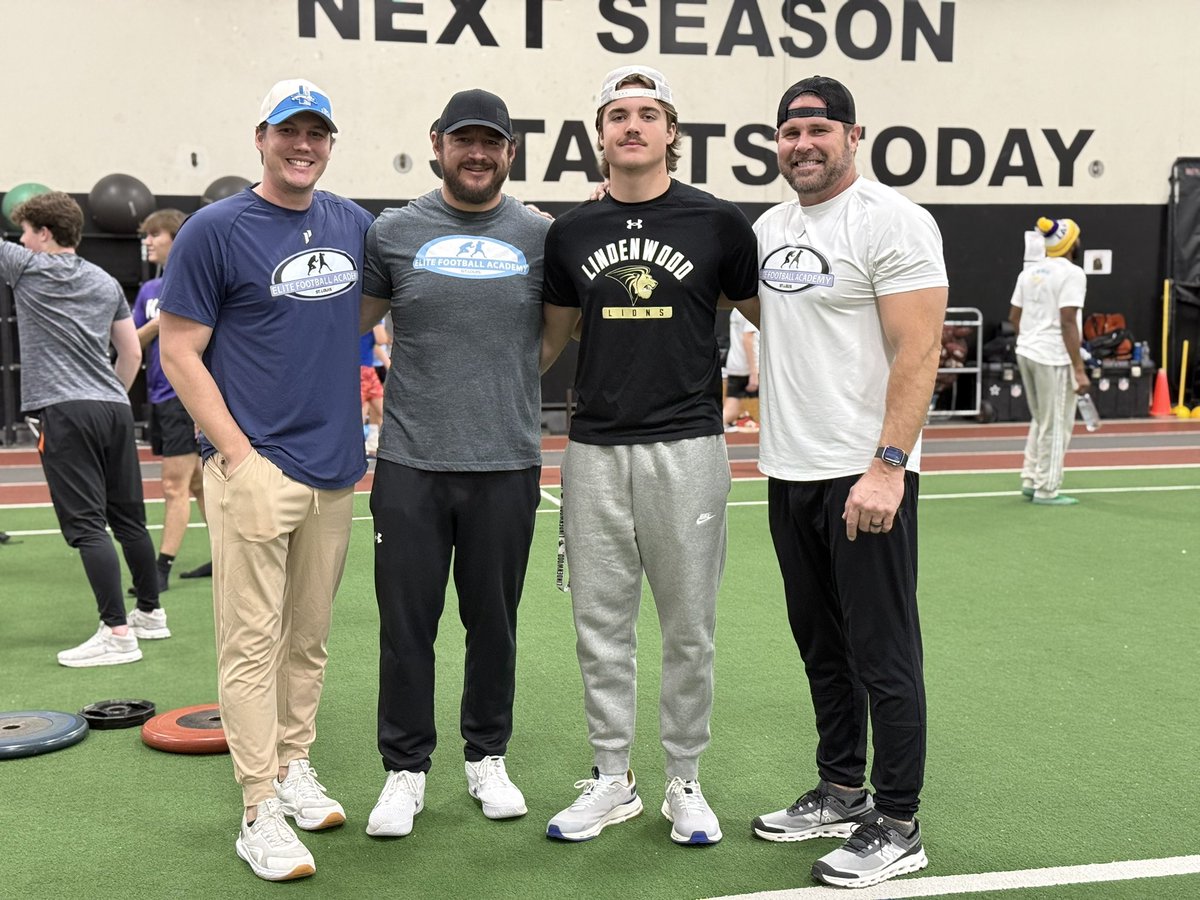 Made it official yesterday, Thank you to my coaches <a href="/NPGrizzliesFB/">North Point Grizzlies Football</a> and <a href="/elitefootball/">EliteFootballAcademy</a> , Ready to get started with <a href="/LindenwoodFB/">Lindenwood Football</a> by enrolling in January!