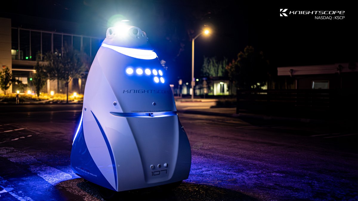 iKnightscope's tweet image. Did you know that #SecurityRobots have #NightVision and a #ThermalCamera that enable extremely effective nighttime watch and ward capabilities?
Let our experts show you!  Request a demo now at knightscope.com/discover.