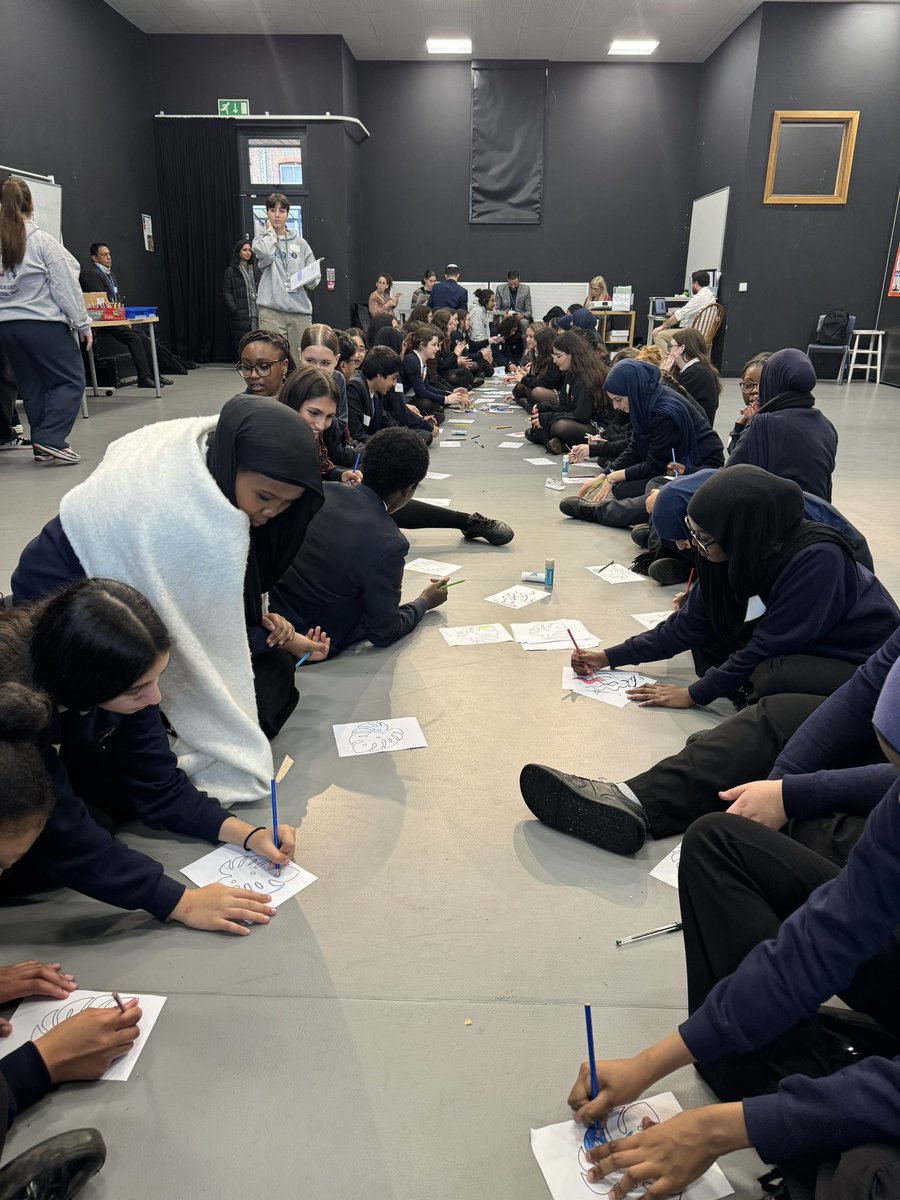 Stand Up! Education tweet media