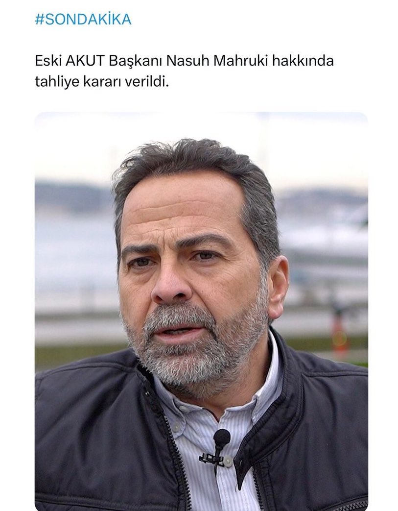 Kim ki bu memleket için güzel bir şey söylüyor yada yapıyorsa onu içeri tıkmak gibi bir niyetiniz neden var ya sizin!
Şu Ülkede bizler hapse atılacak kadar suçlu sayılıyorsak, sizlerin ayırt edilmeksizin idam edilmeniz gerek !
