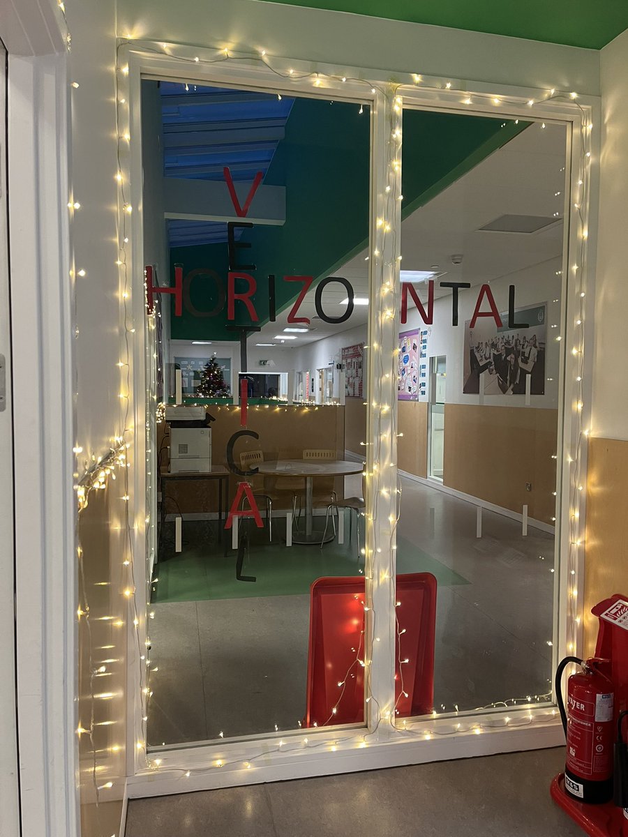 Huge thanks to our S6 pupils who helped to bring the festive spirit to the maths department🎄