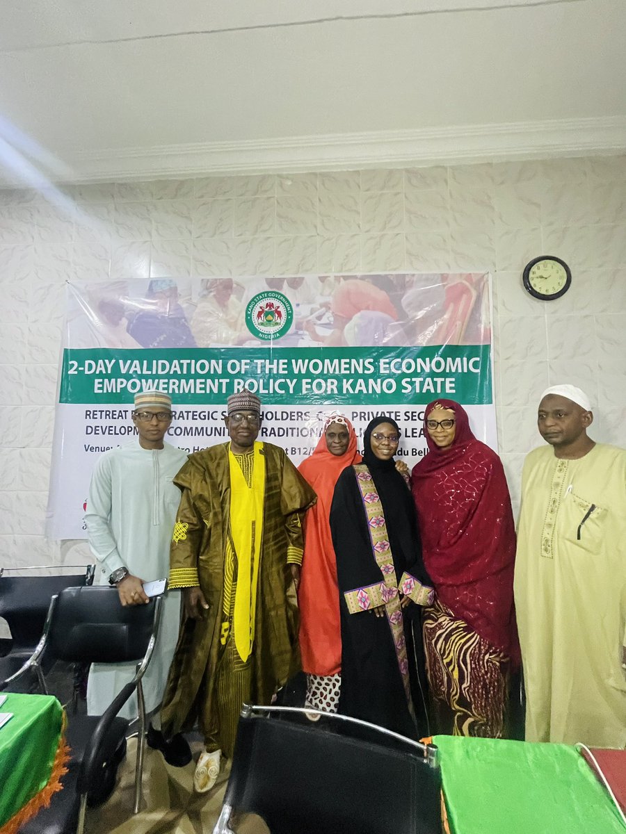 weeliftkano's tweet photo. Meet Group 6 at the validation of the WEE Policy in Kano State #WEEliftKano #WomenEconomicEmpowerment https://t.co/c3xIdgqF2Q