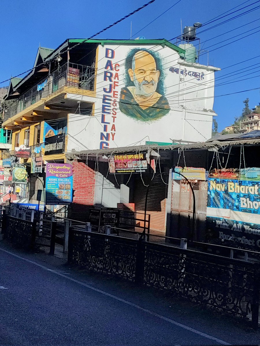The Maharaj Jee Town  #bhowali #kainchidham #kainchi 
Neem Karoli Baba 
 spiritual and religious destination in #Kumaon #Uttarakhand
Manifold  increase of visitors to Kainchi in last four years making this one of the top visited religious place in Kumaon making it #Tirtha.