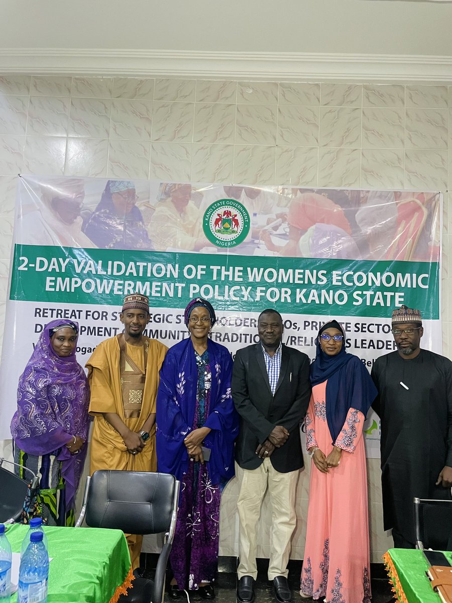 weeliftkano's tweet photo. More group photos to celebrate collaboration, unity, and the shared commitment to driving women’s economic empowerment in Kano. 📸💜 #WEEliftKano #WomenEconomicEmpowerment https://t.co/u2dIXj6byQ