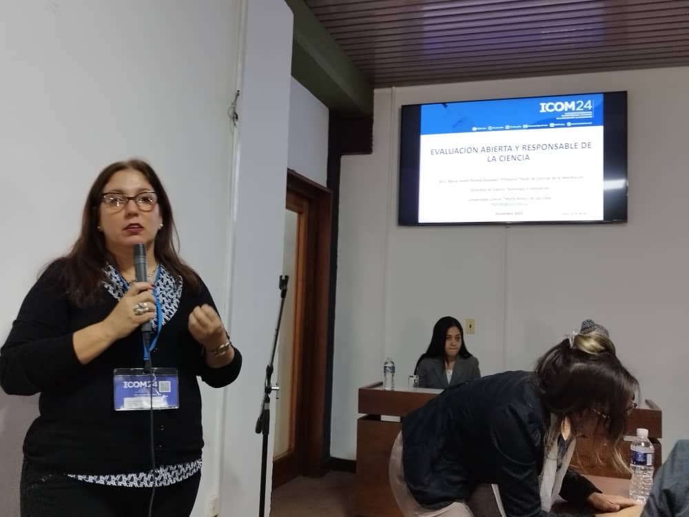 UCLVCU's tweet photo. 💬 Profesionales de la Información, la Comunicación Social y del Periodismo de la #UCLVnuestra  participaron en el evento internacional #ICOM2024
Todos los detalles en 👇
https://t.co/EruohyZifU https://t.co/bNkYz6wvYf